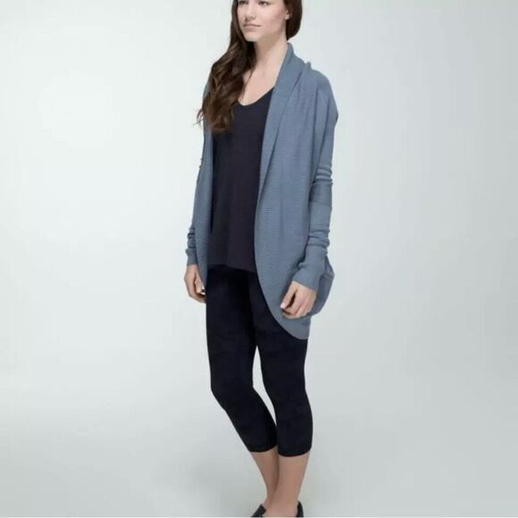 Lululemon transformation cardigan wrap - Picture 1 of 16
